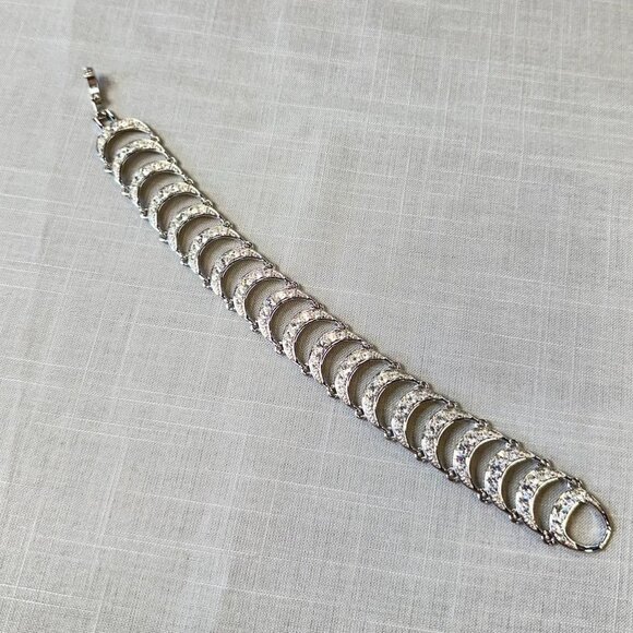 Vintage Monet Silver Tone Crescent Moon Rhinestone Bracelet - Picture 9 of 10